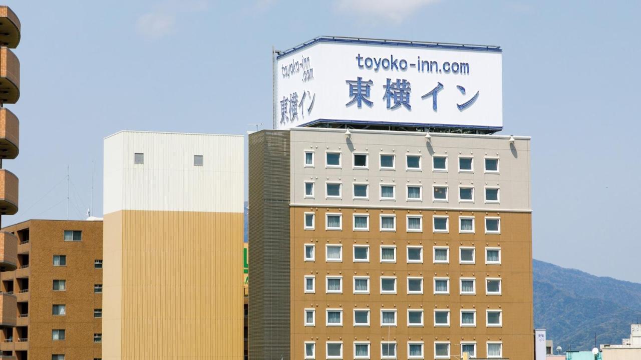 Toyoko Inn Tsuruga Ekimae Esterno foto